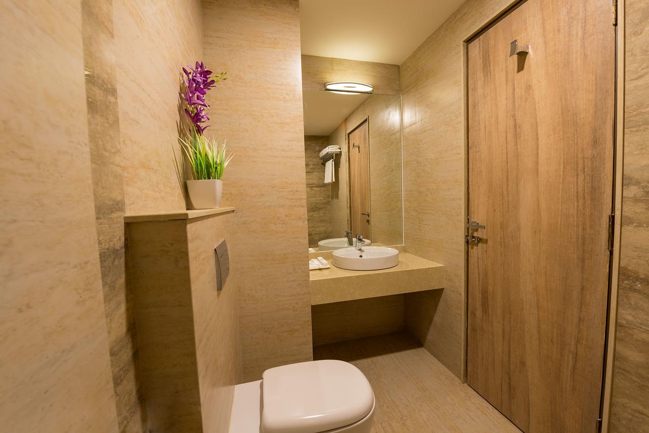 Hotel Chenthur Park Coimbatore Exteriör bild